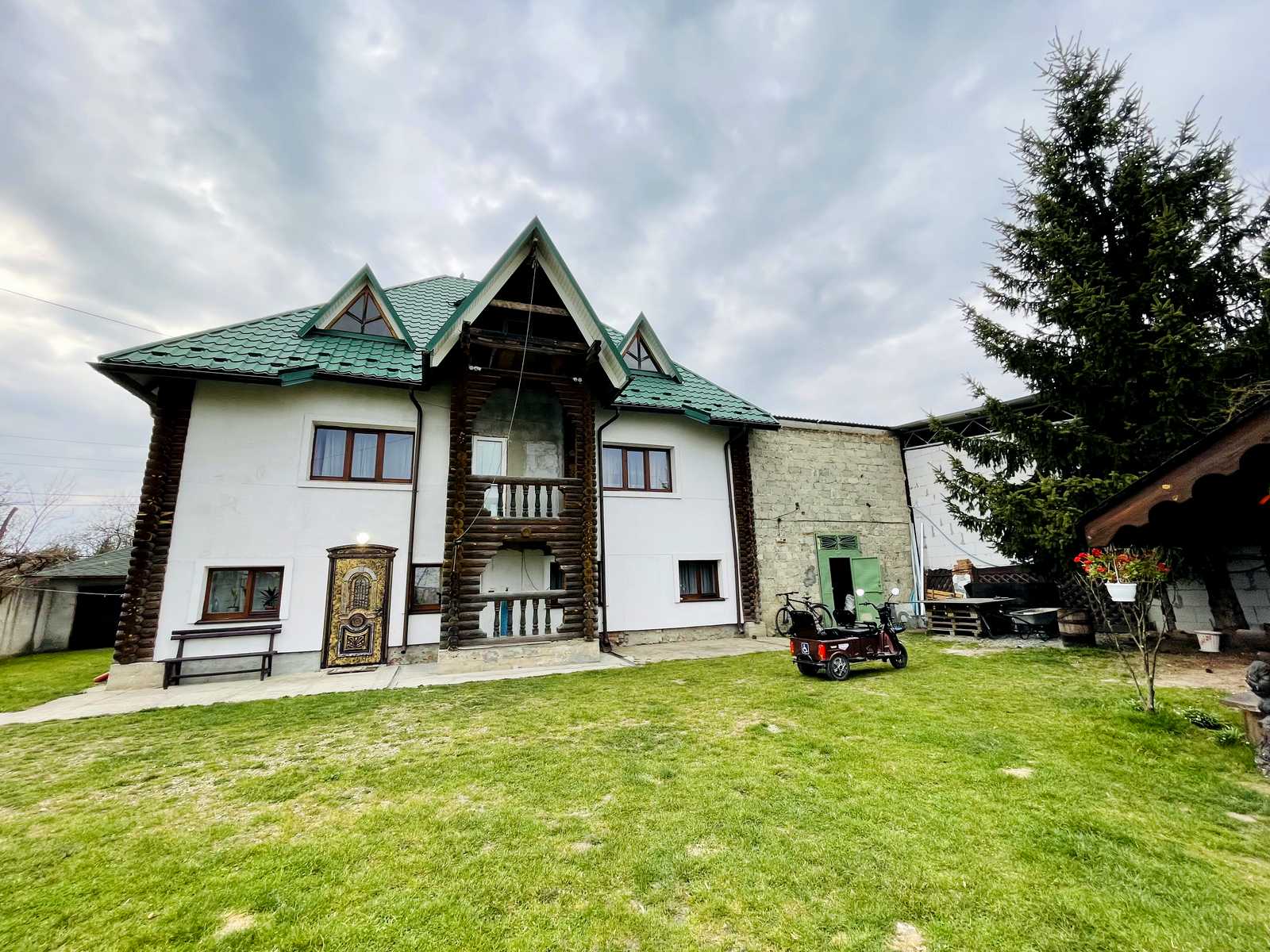 1867176157437653