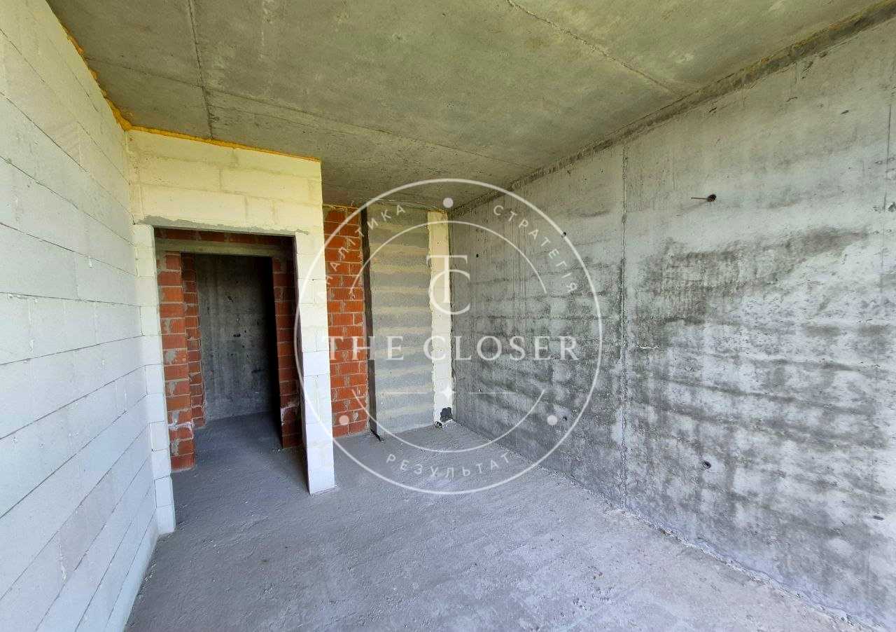 1867189707645969
