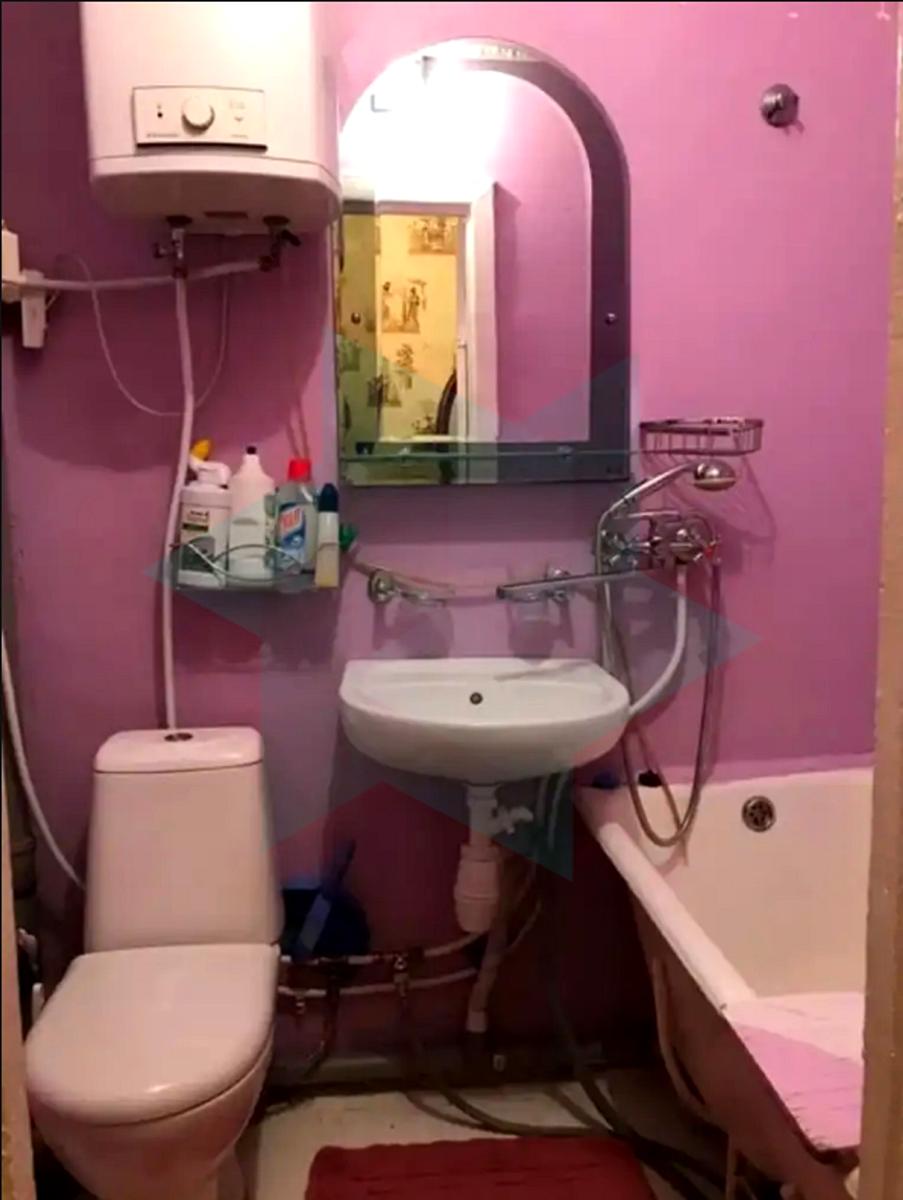 1867189773058141