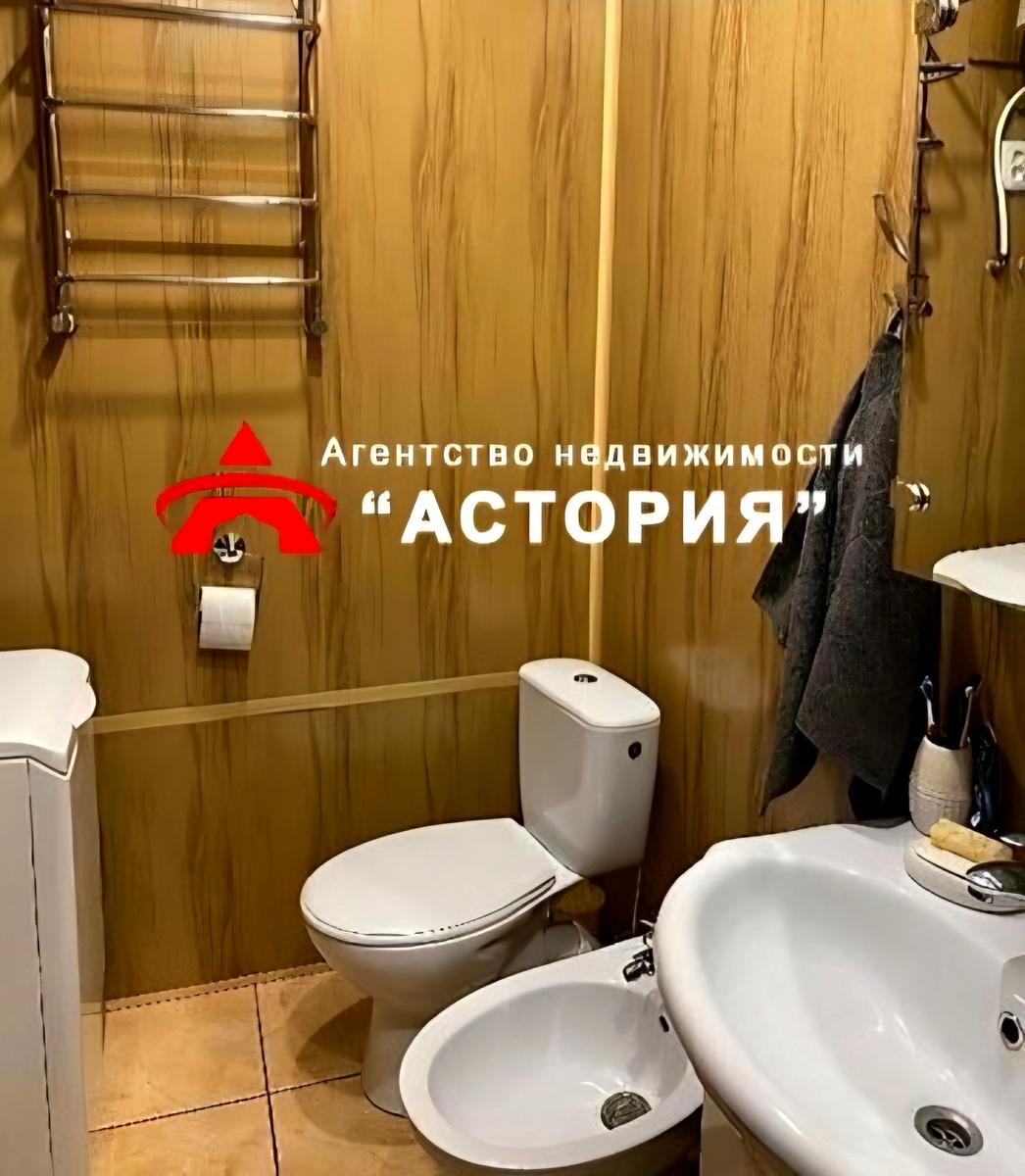 1867223548216694