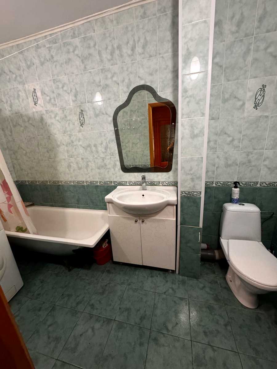 1867246808707193