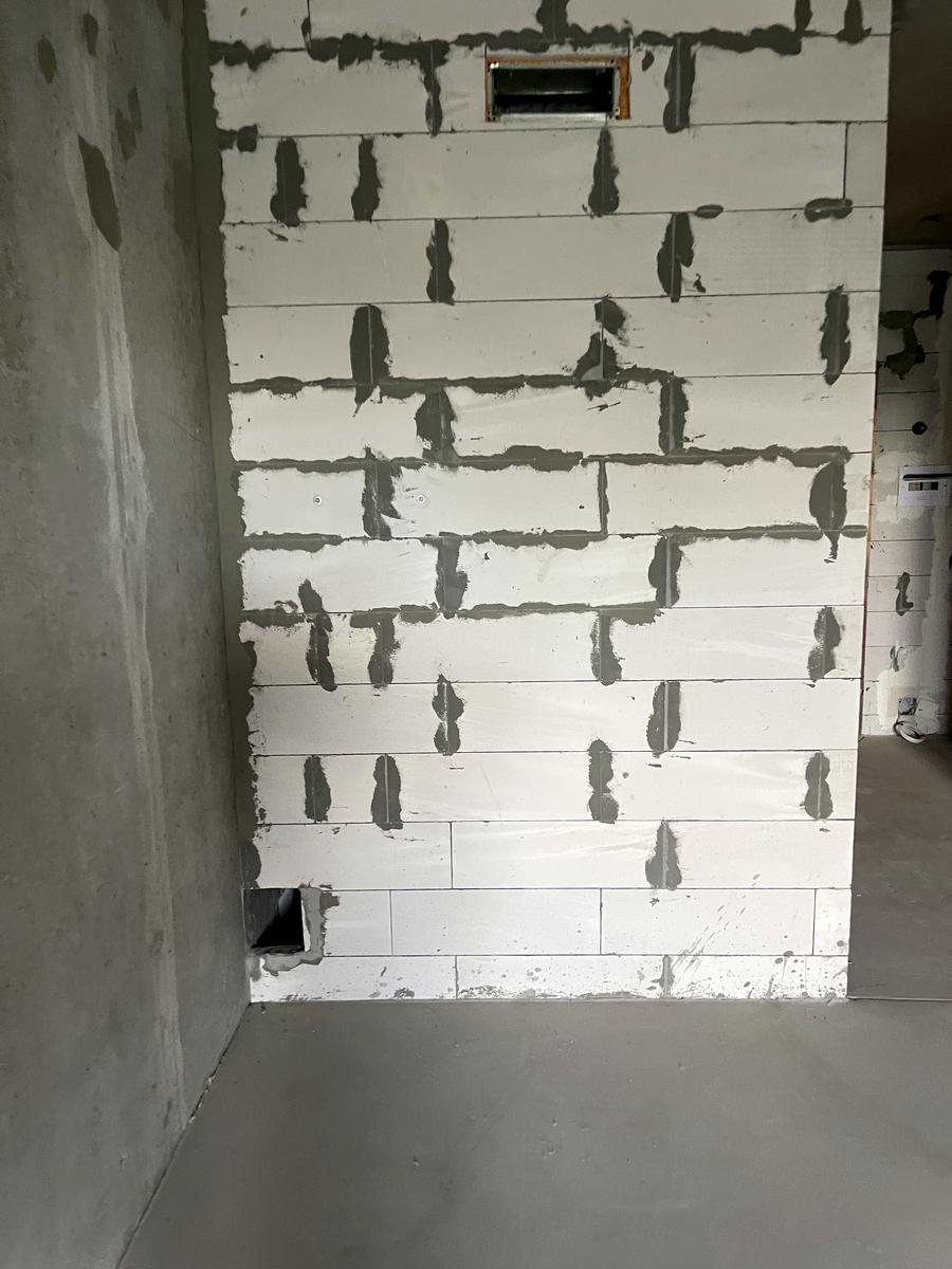 1867249543432074