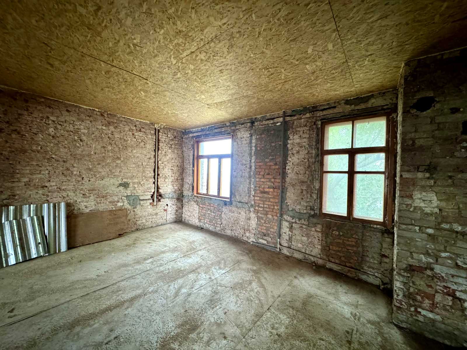 1867276411455473