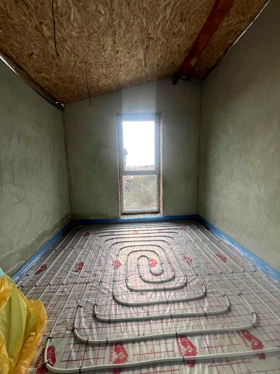 1867320538112252