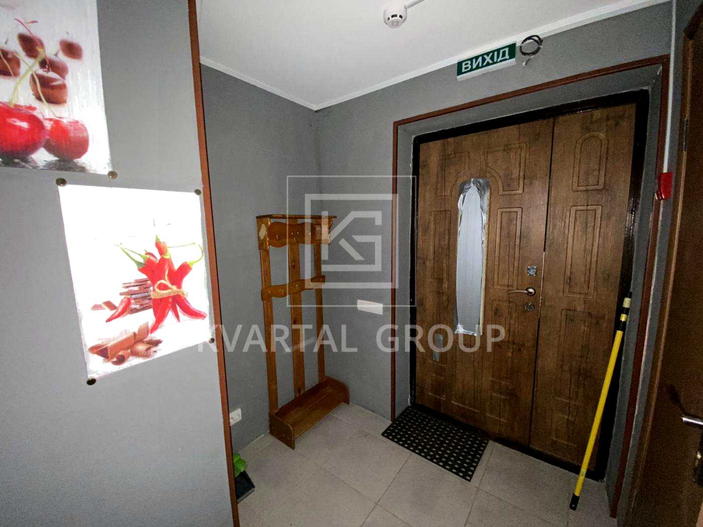 1867329990022953
