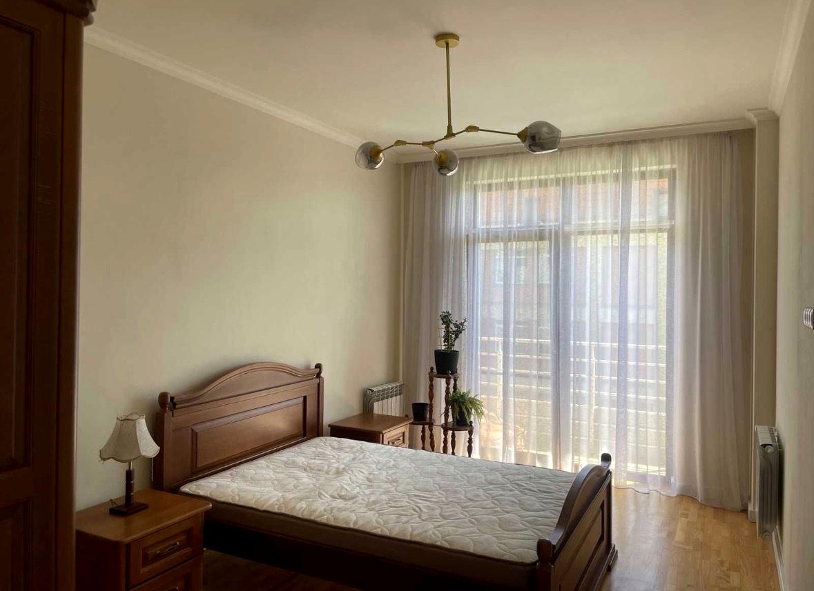 1867332278680725