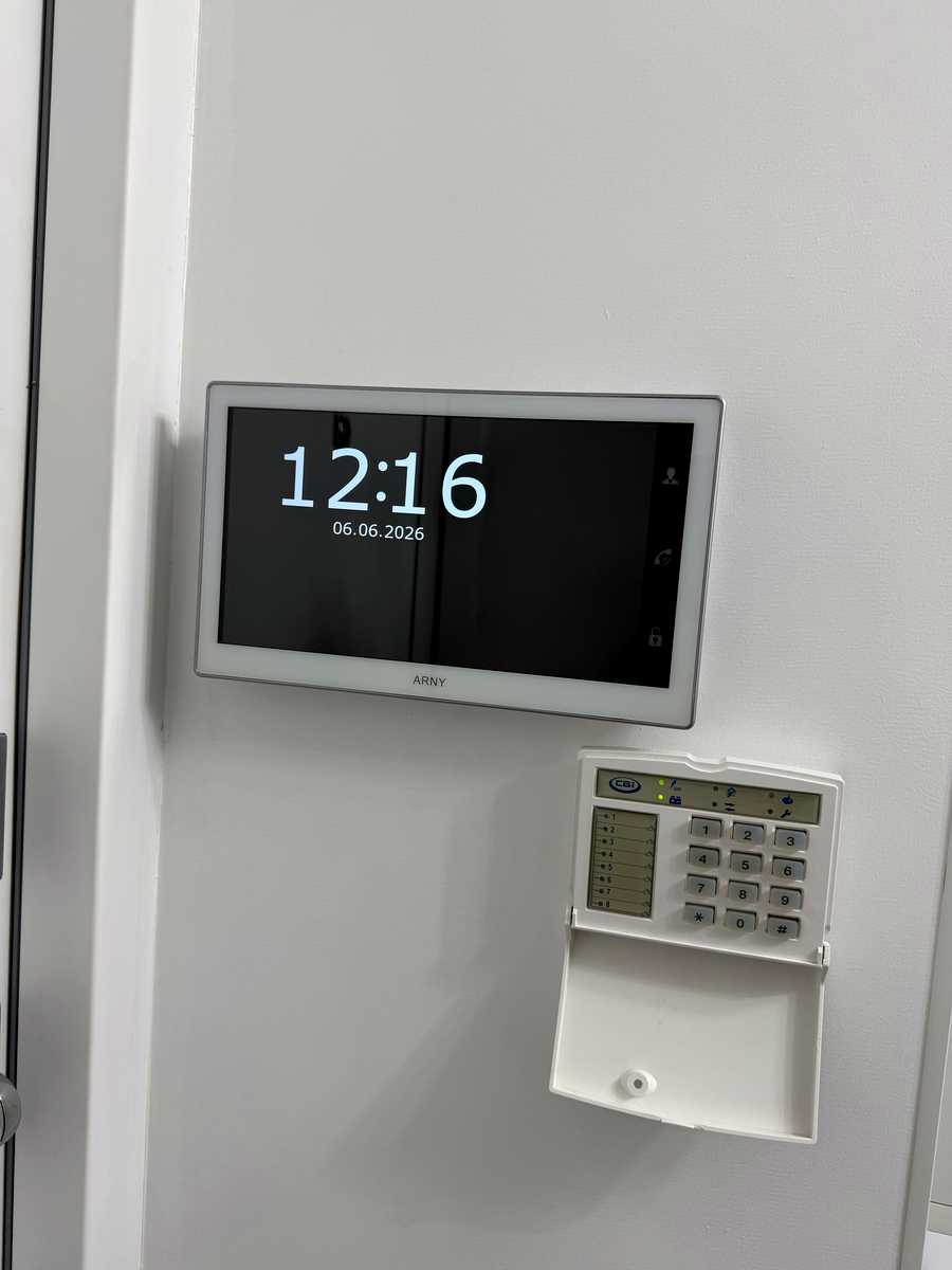 1867337022078740