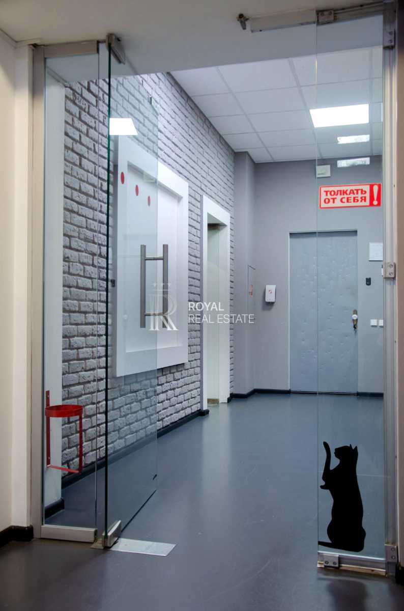 1867340621318872
