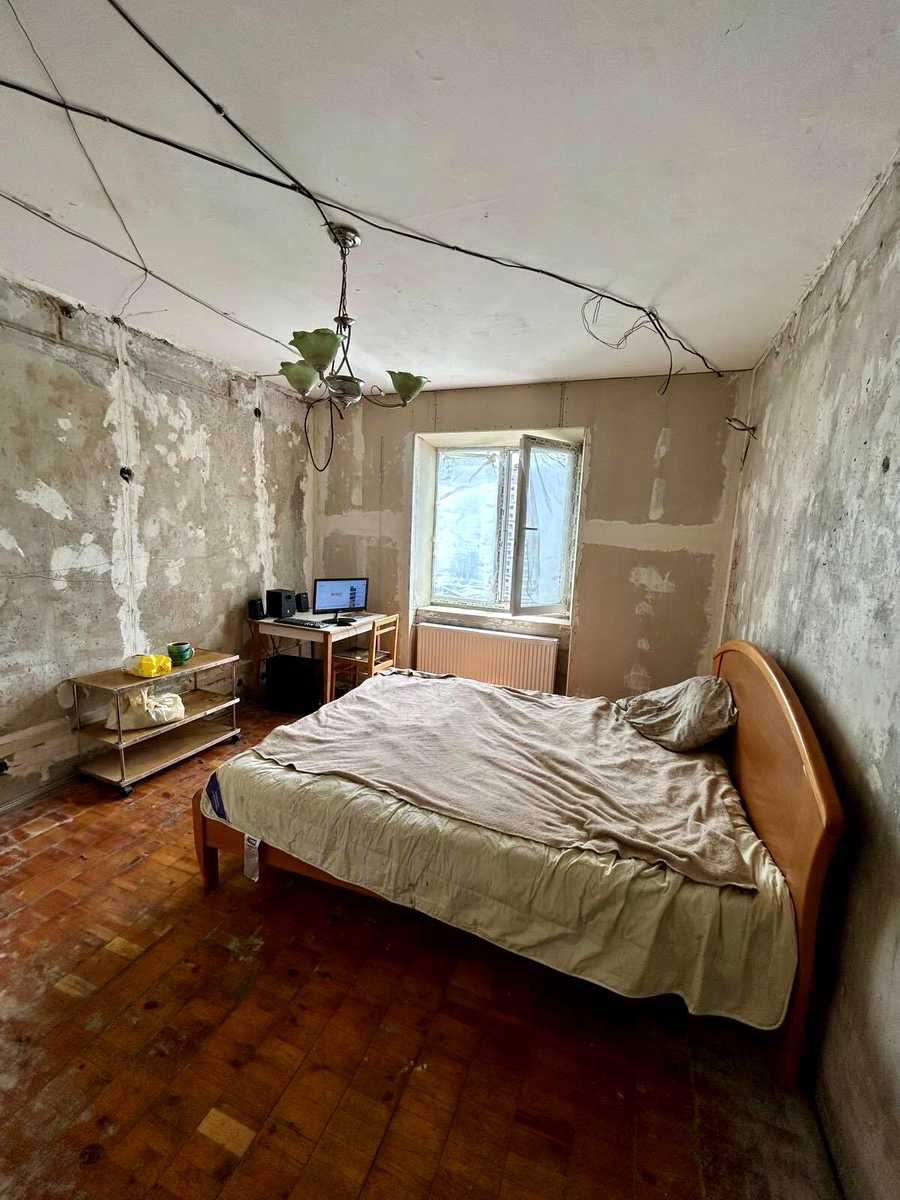 1867343154642260