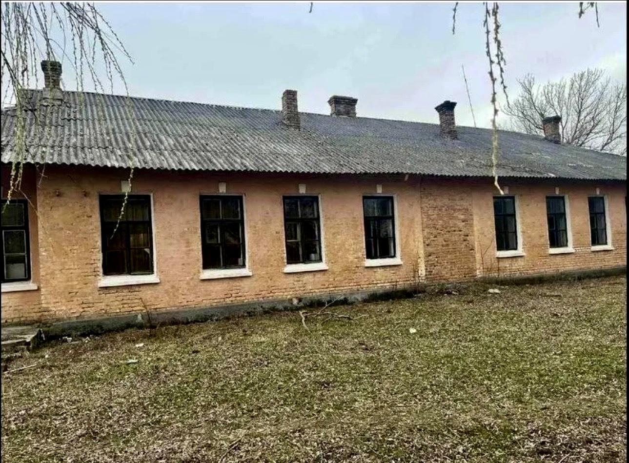 1867345357127382