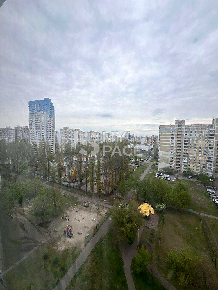 1867411708792584