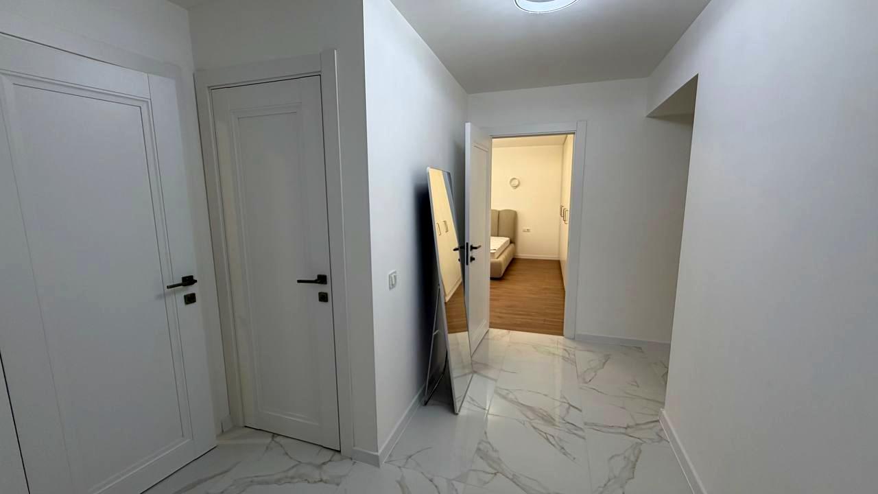 1867412009579722
