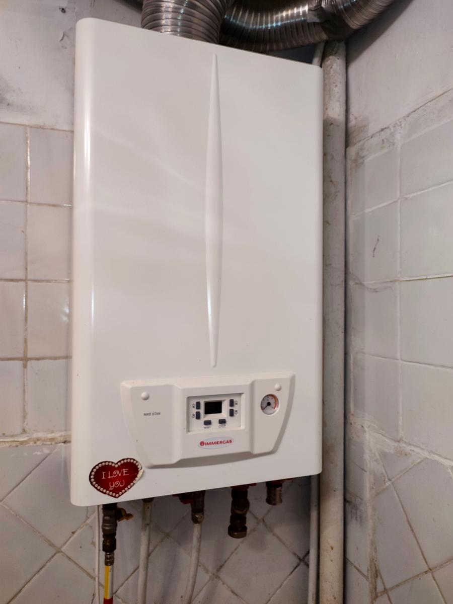 1867412700211729