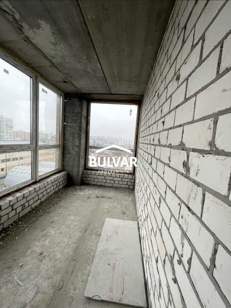 1867413528582421