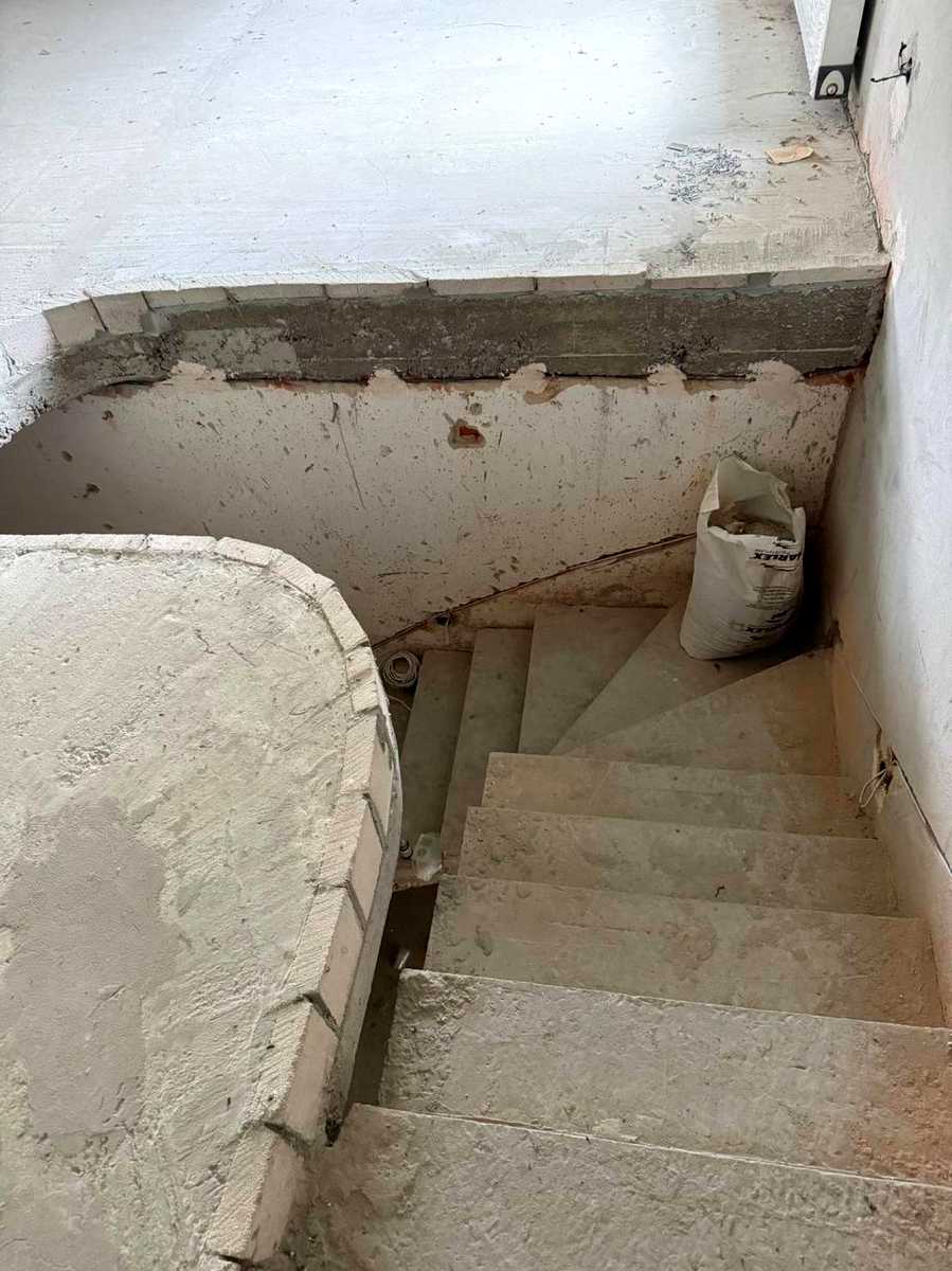 1867413629714059