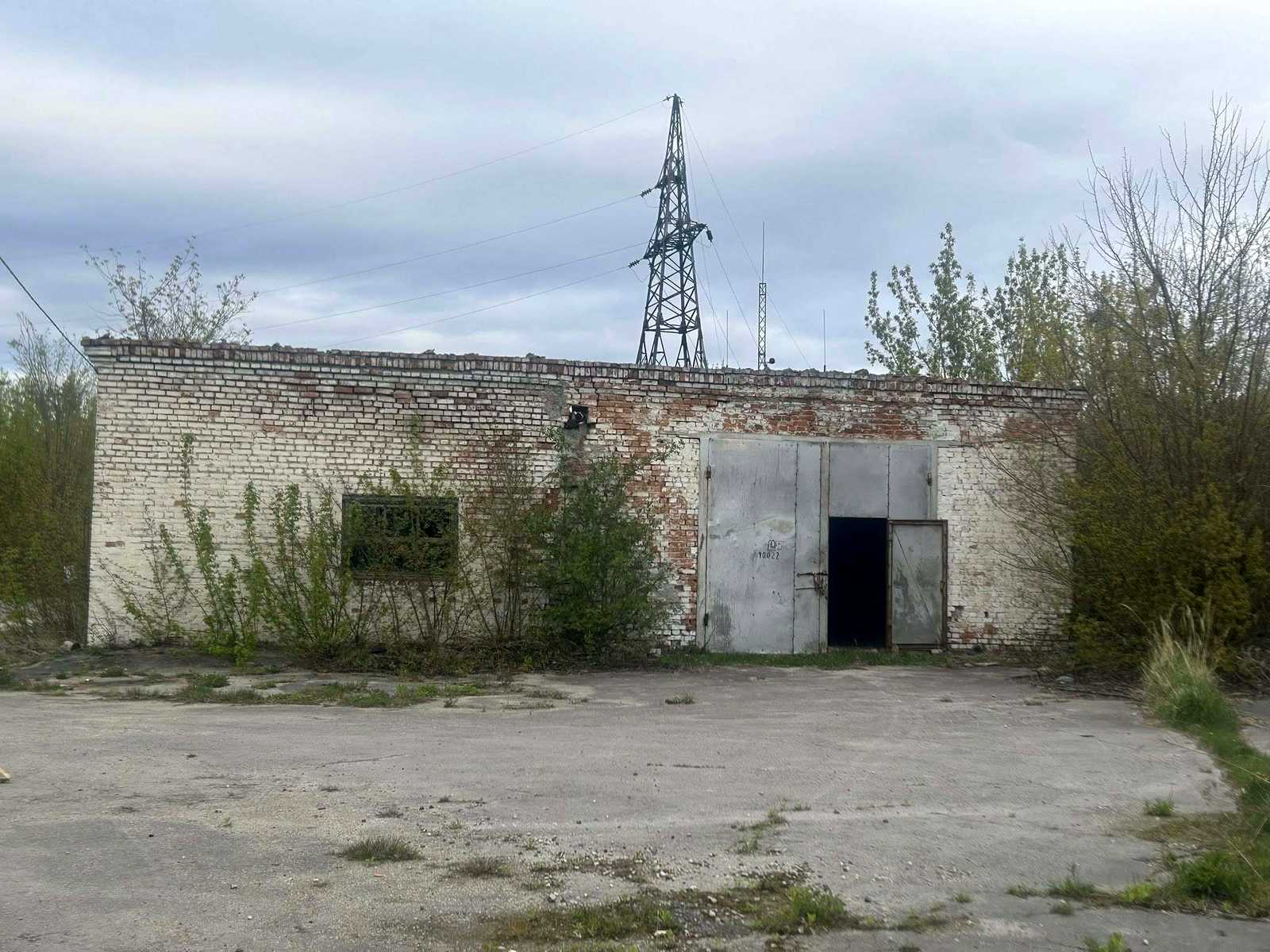1867422010871328