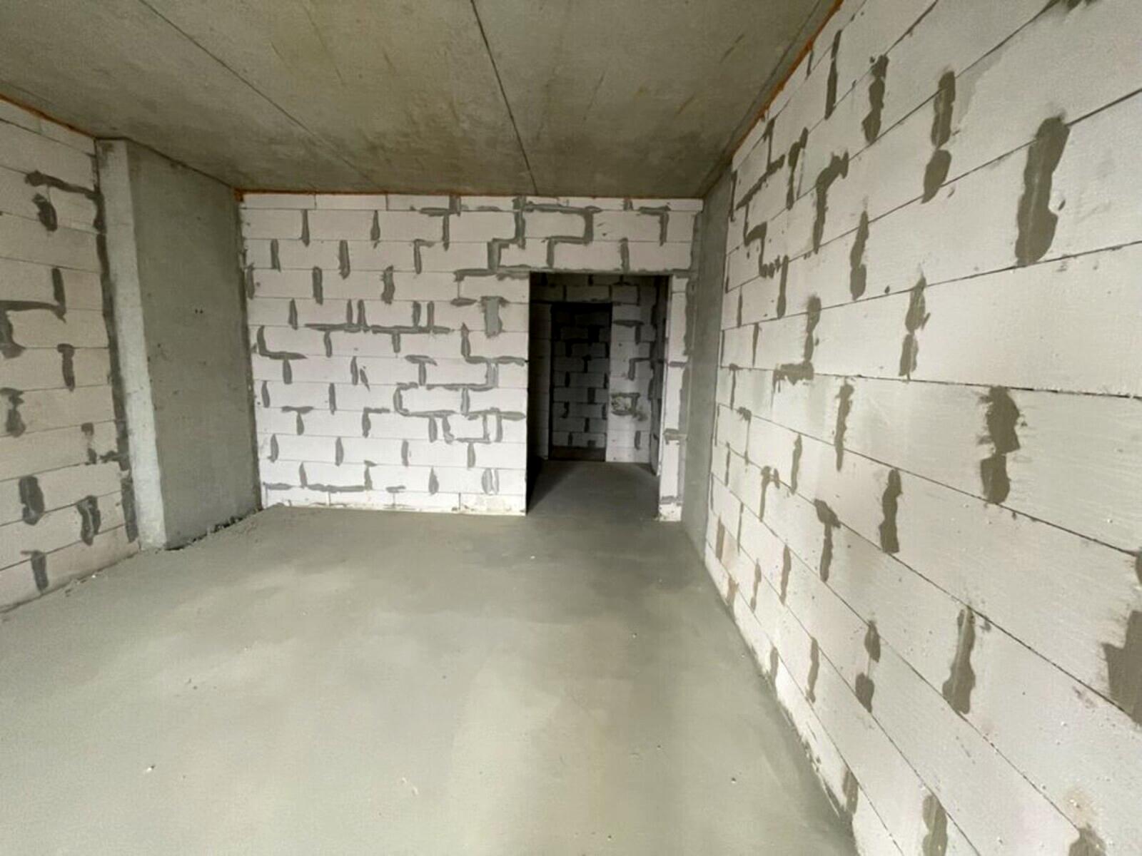 1867423267598868