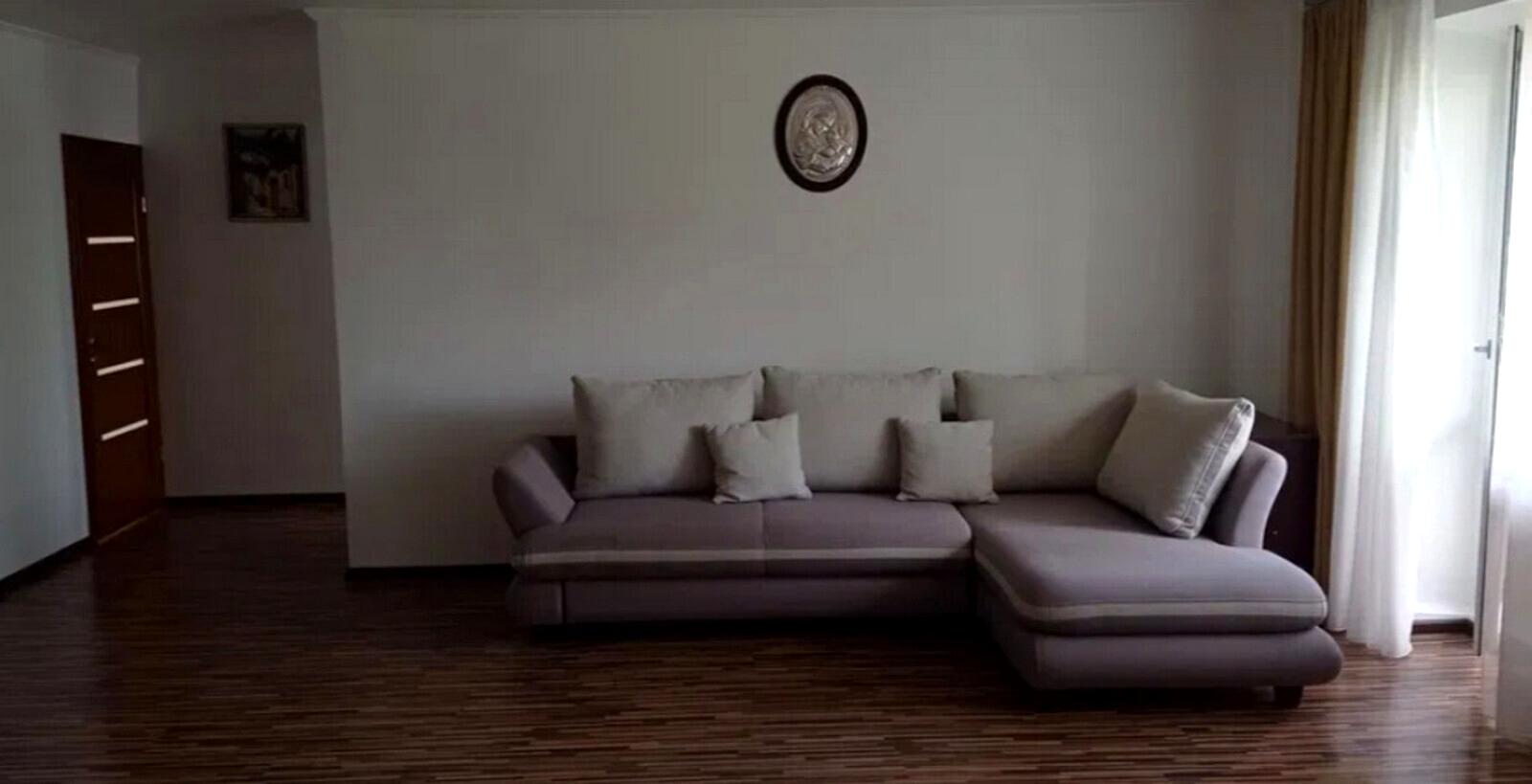 1867423649311899