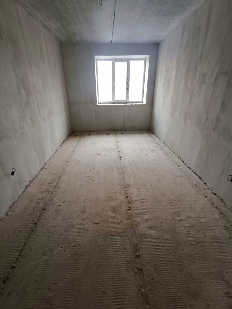1867423808210358