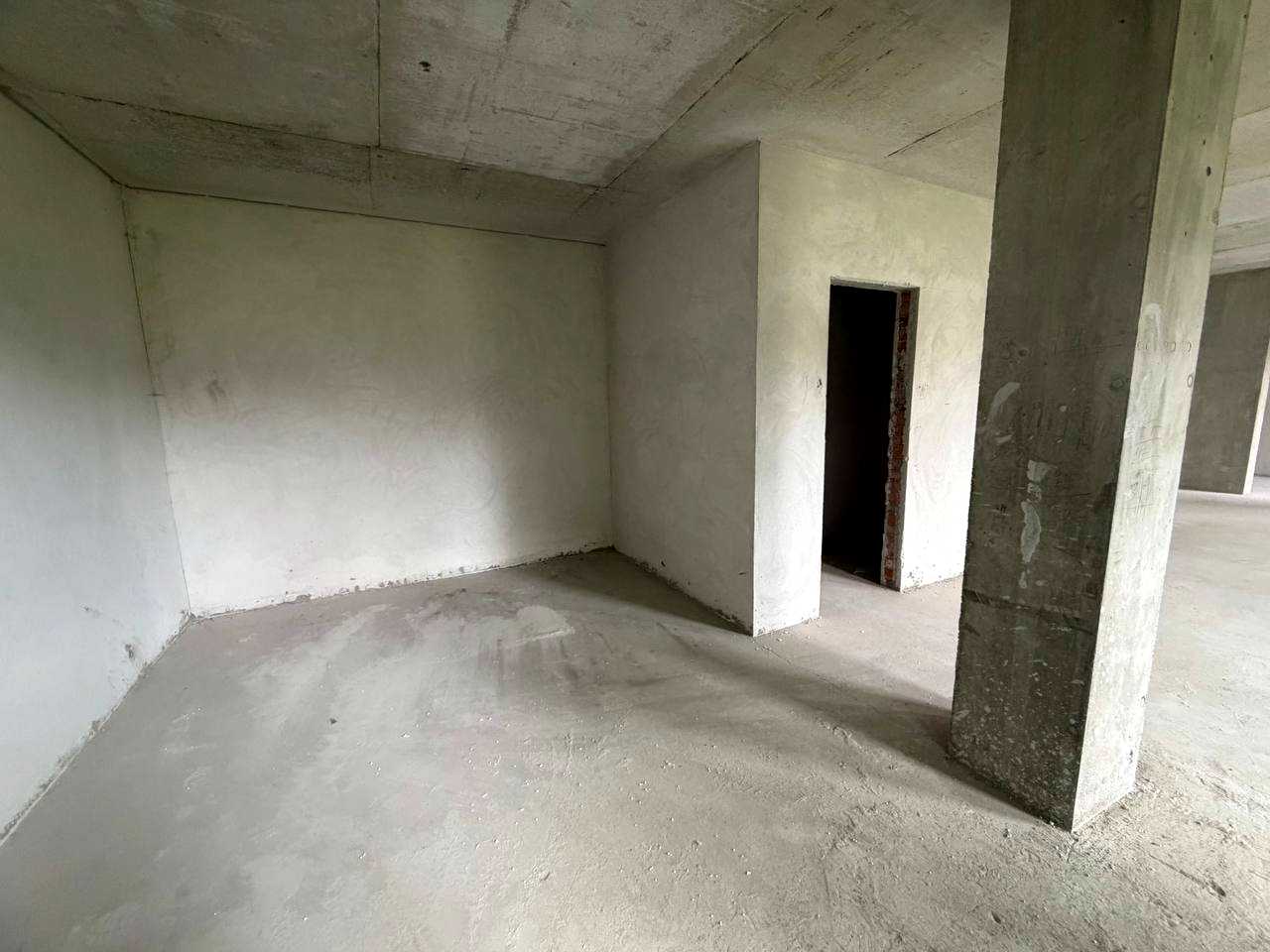 1867424702941605