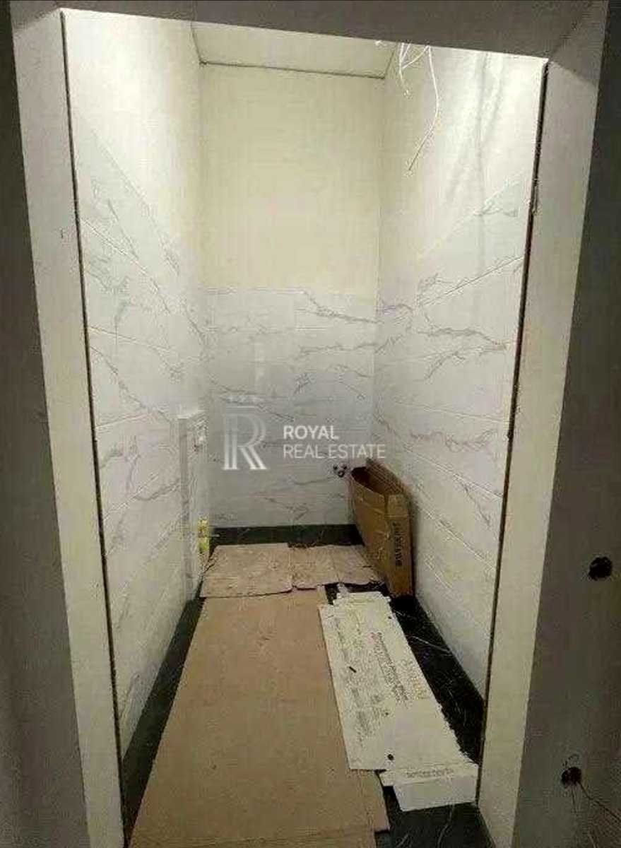1867426731770933