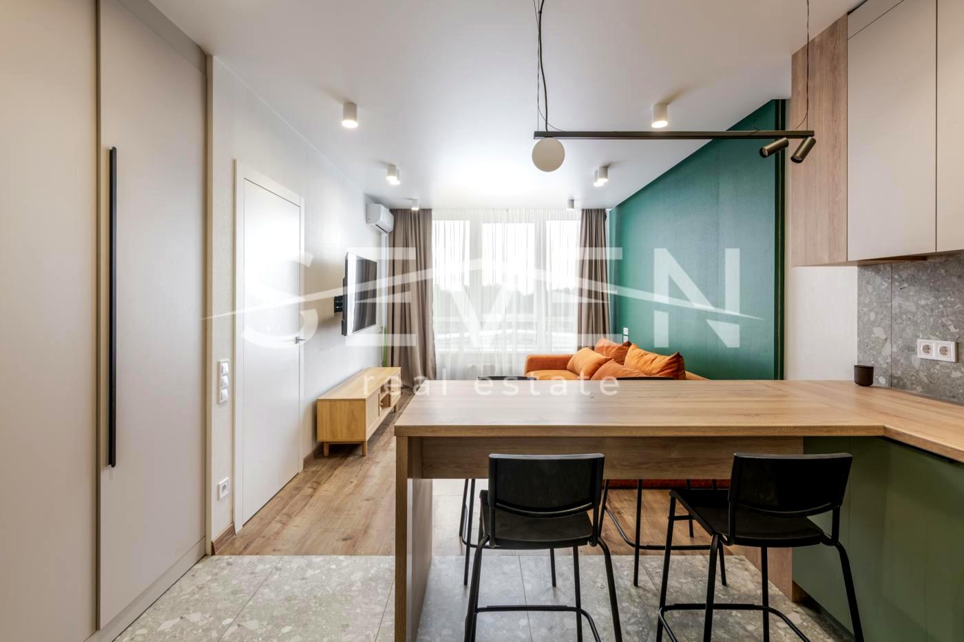 1867428613862700