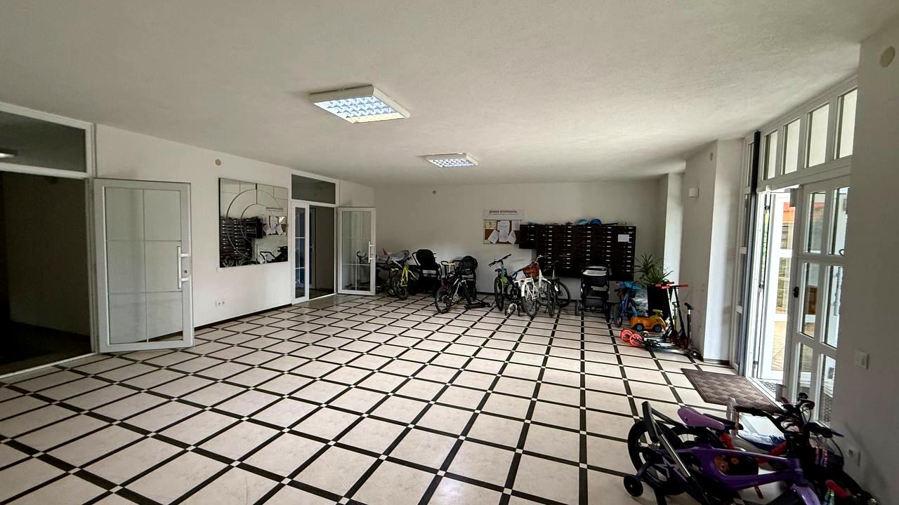 1867435057874574