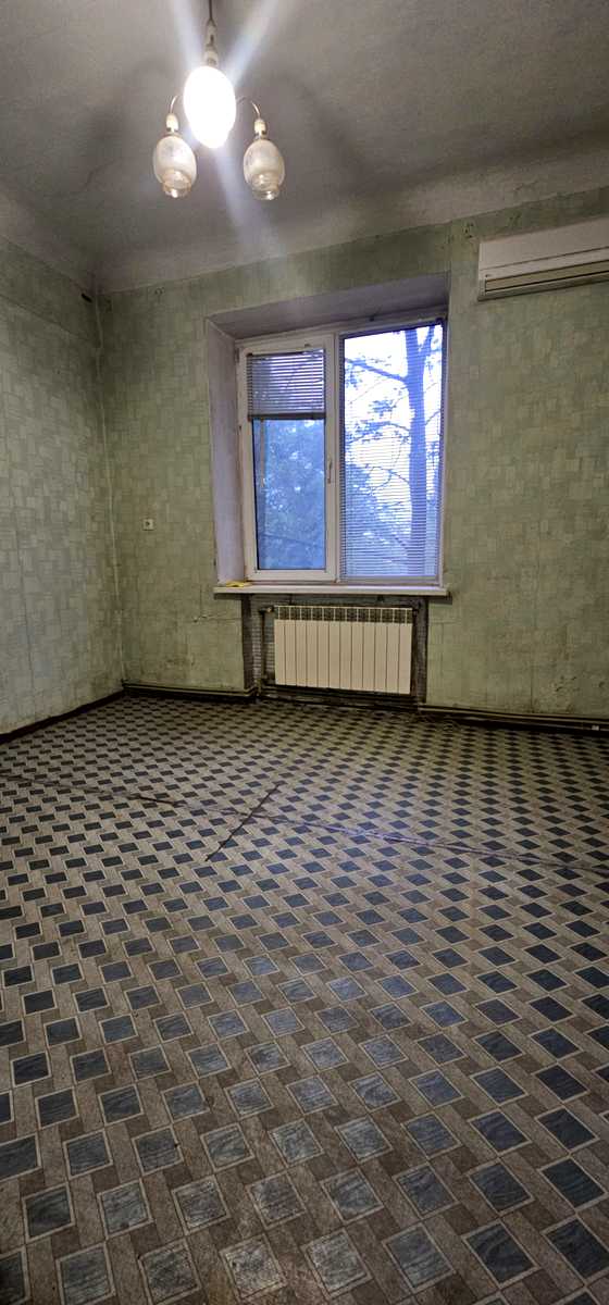 1867435500670283