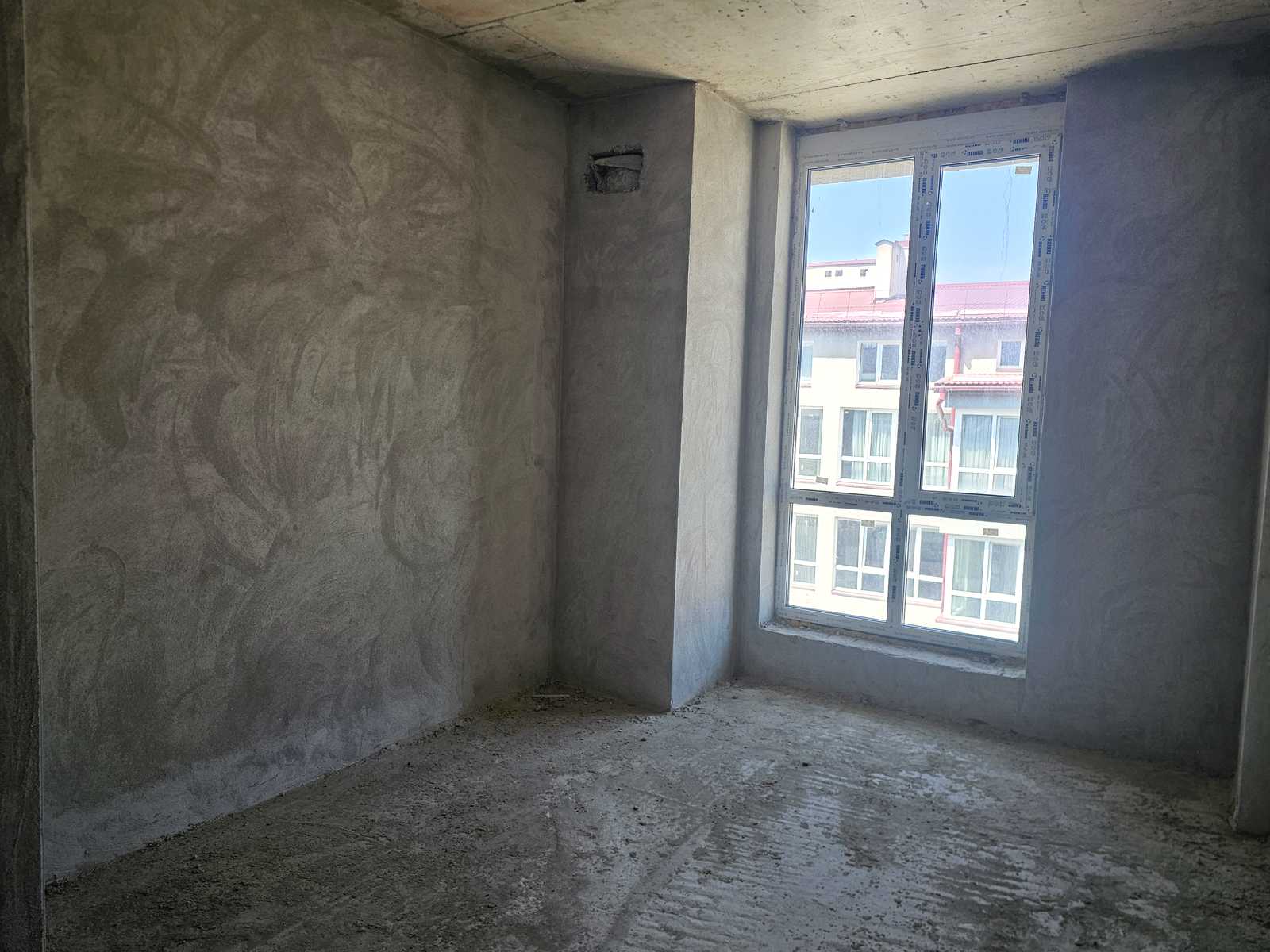 1867436145648015