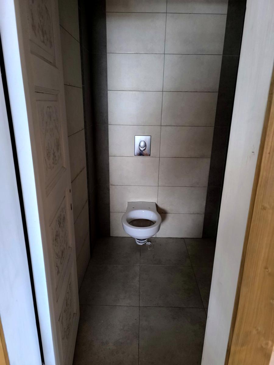 1867445568201895