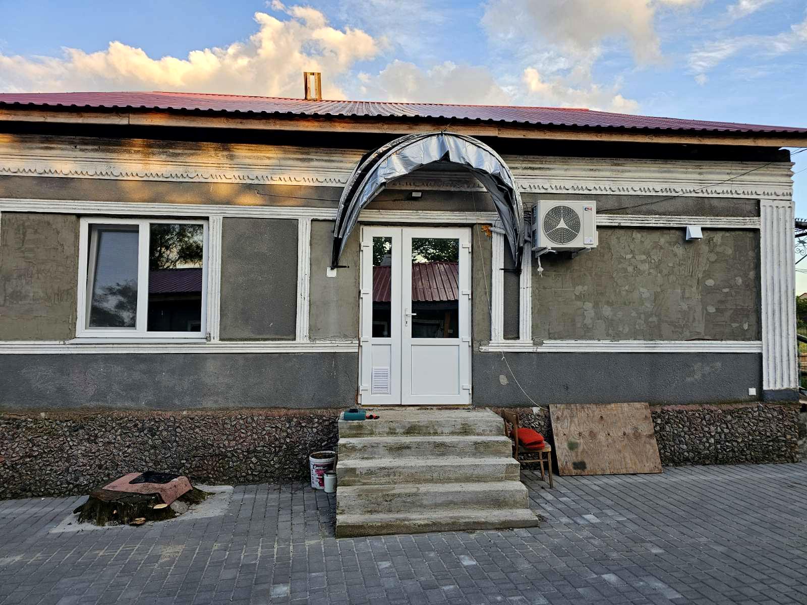 1867460366850050