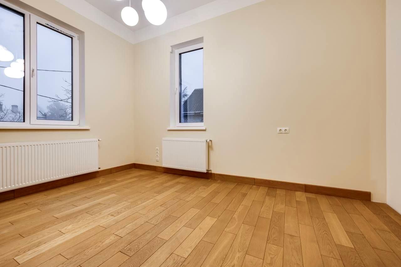1867461102675819