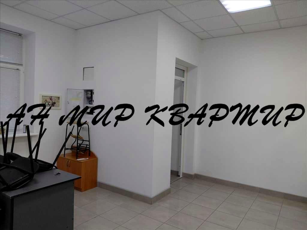 1867493870319168