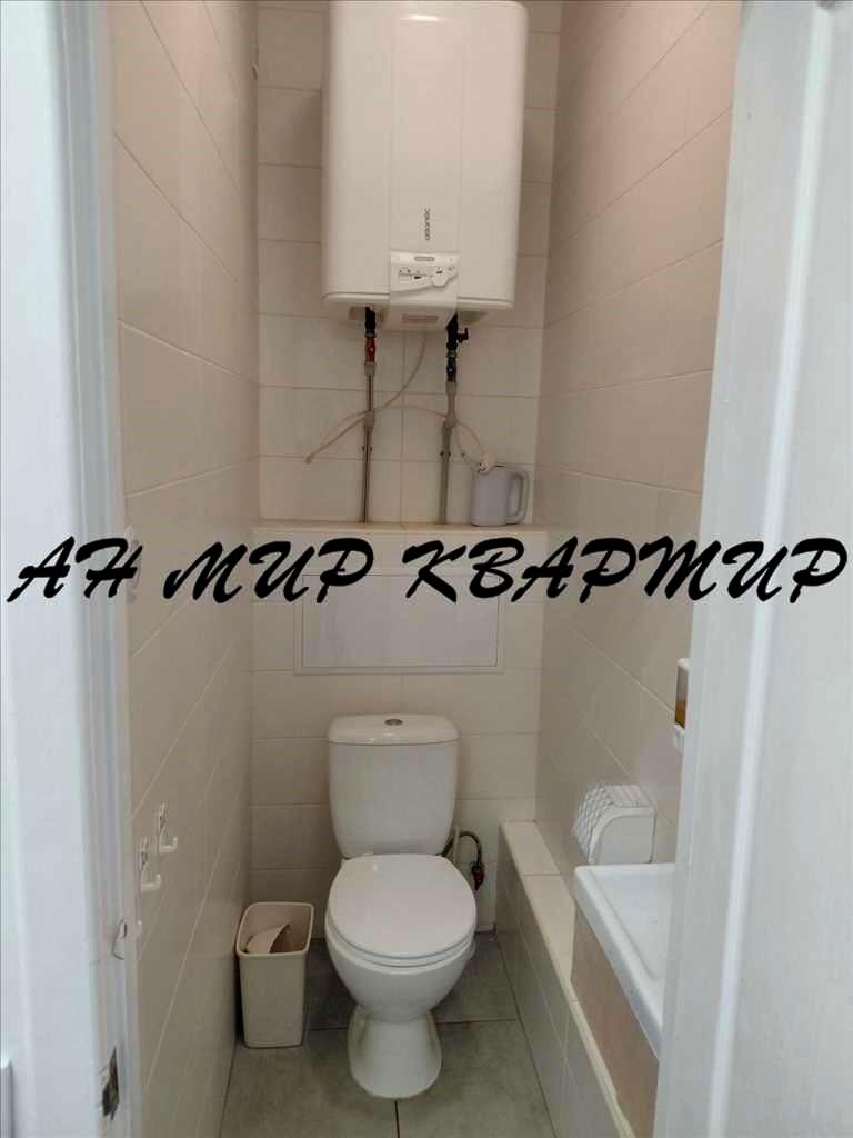 1867493870715441