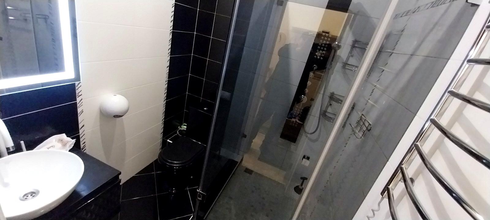 1867500613260242