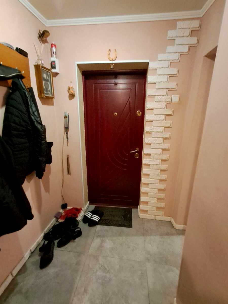1867505321759766