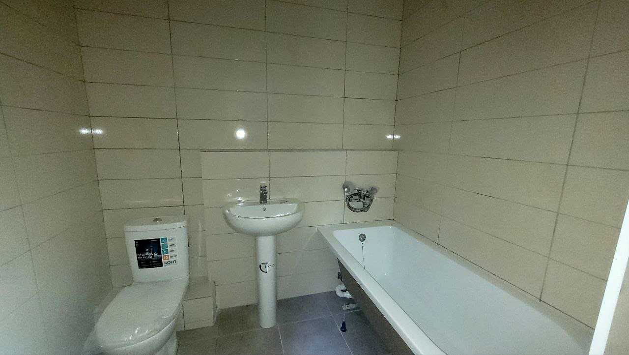 1867508446444829
