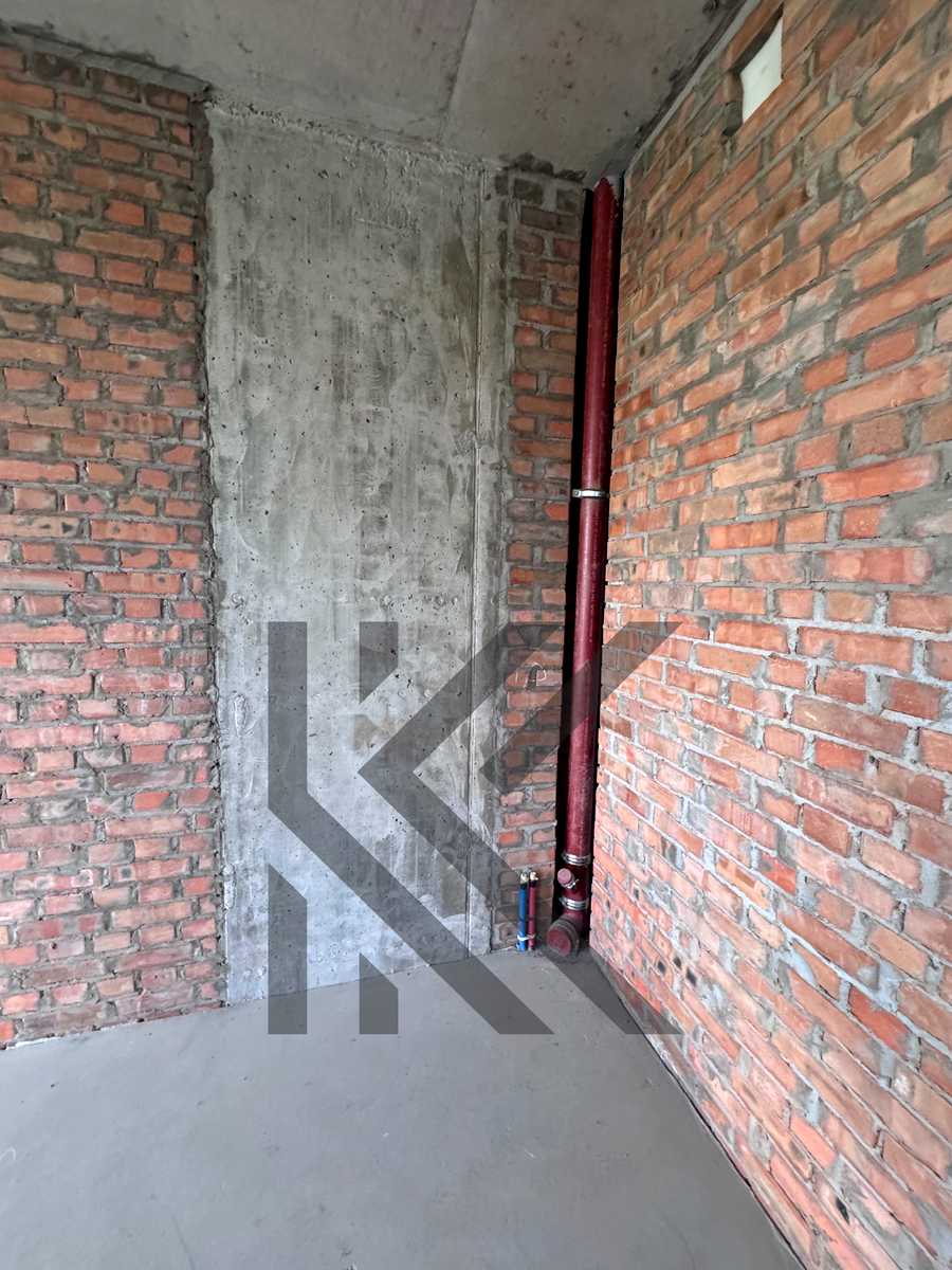 1867512563704253