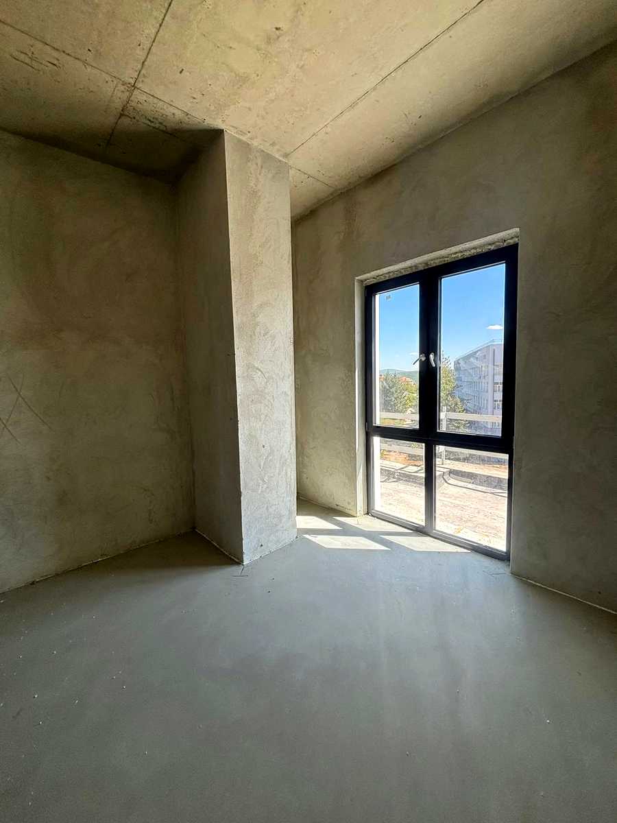 1867516870256580