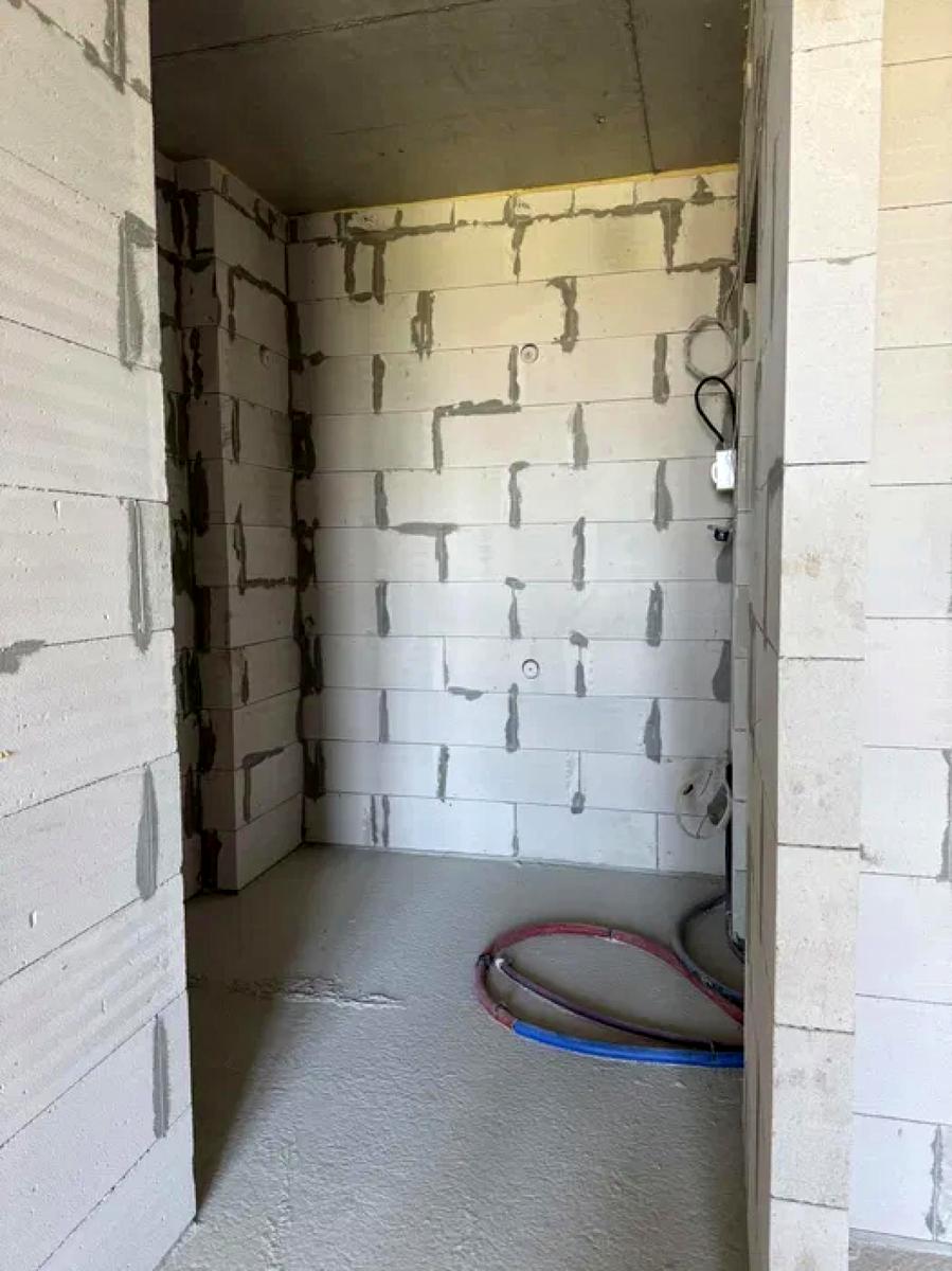 1867517396146372