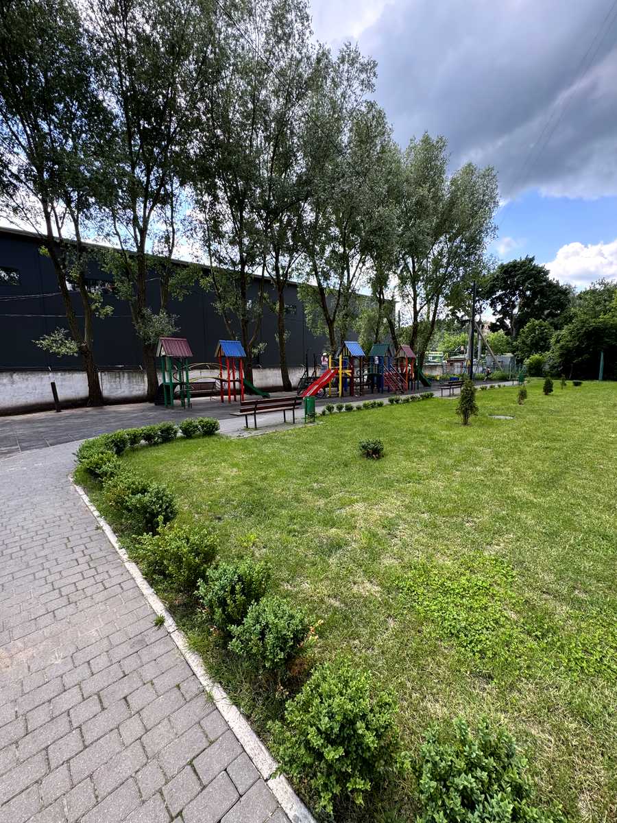 1867517583261685