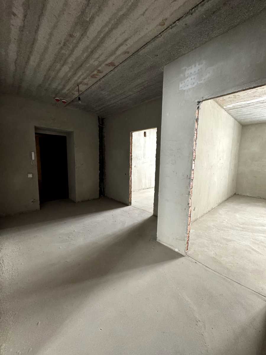 1867521096708660