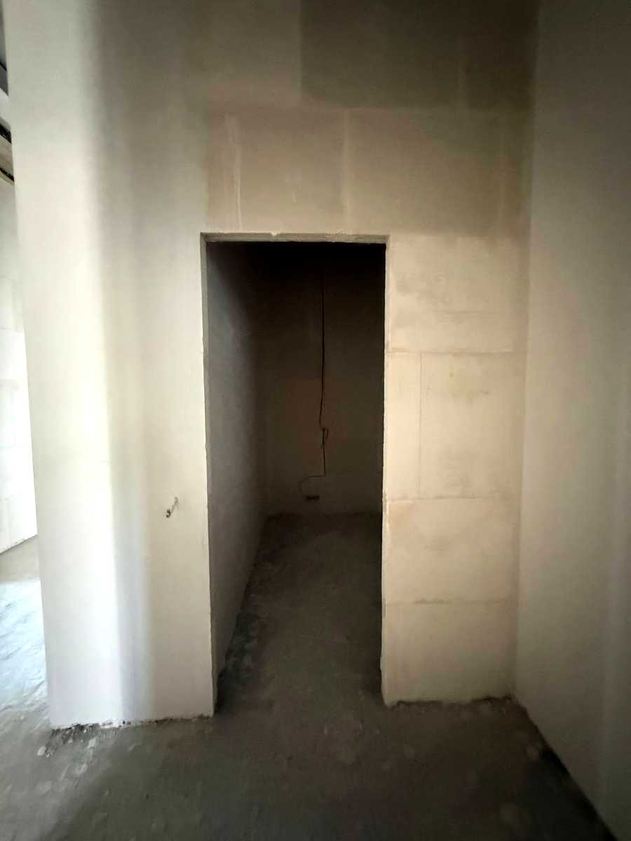 1867521983924364