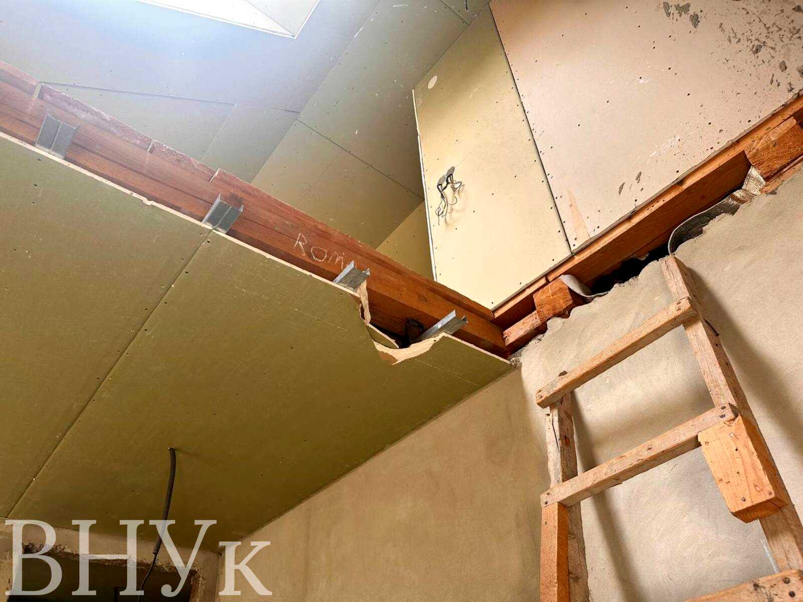 1867523578465010