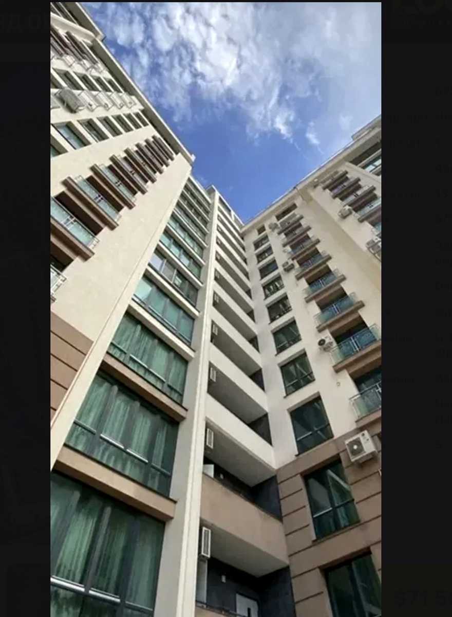 1867526288739635