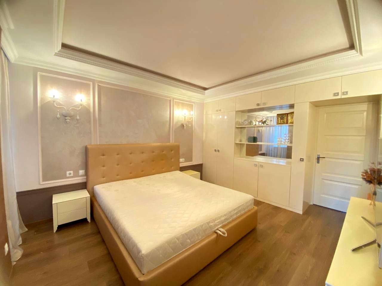 1867528680671897