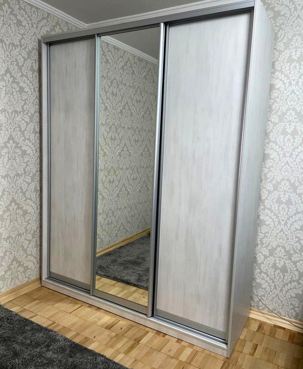 1867530778471449