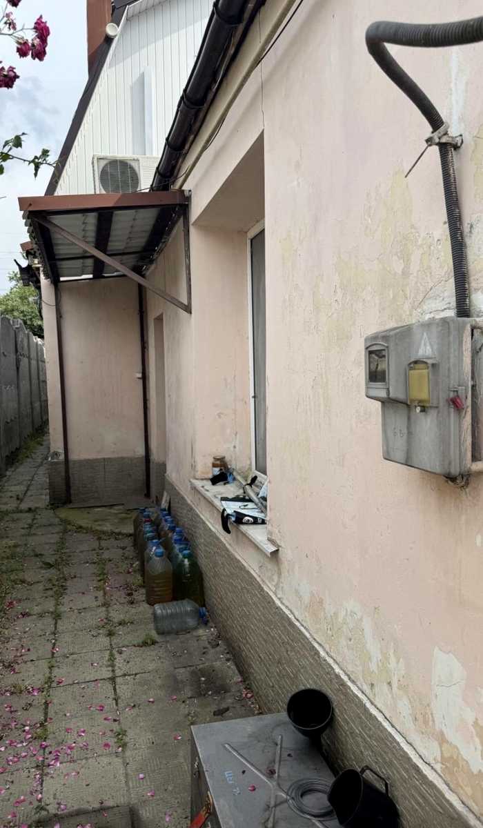 1867532256580985