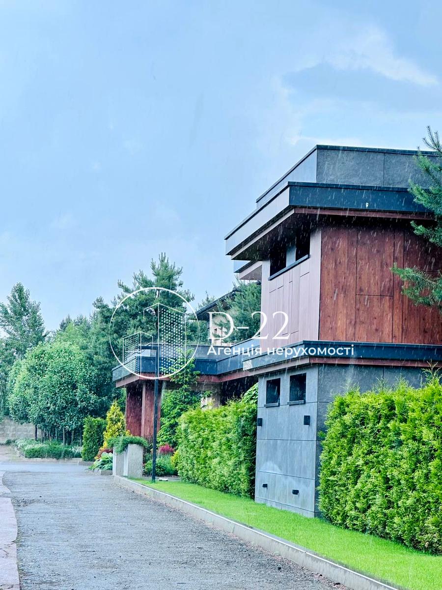 1867537203101575
