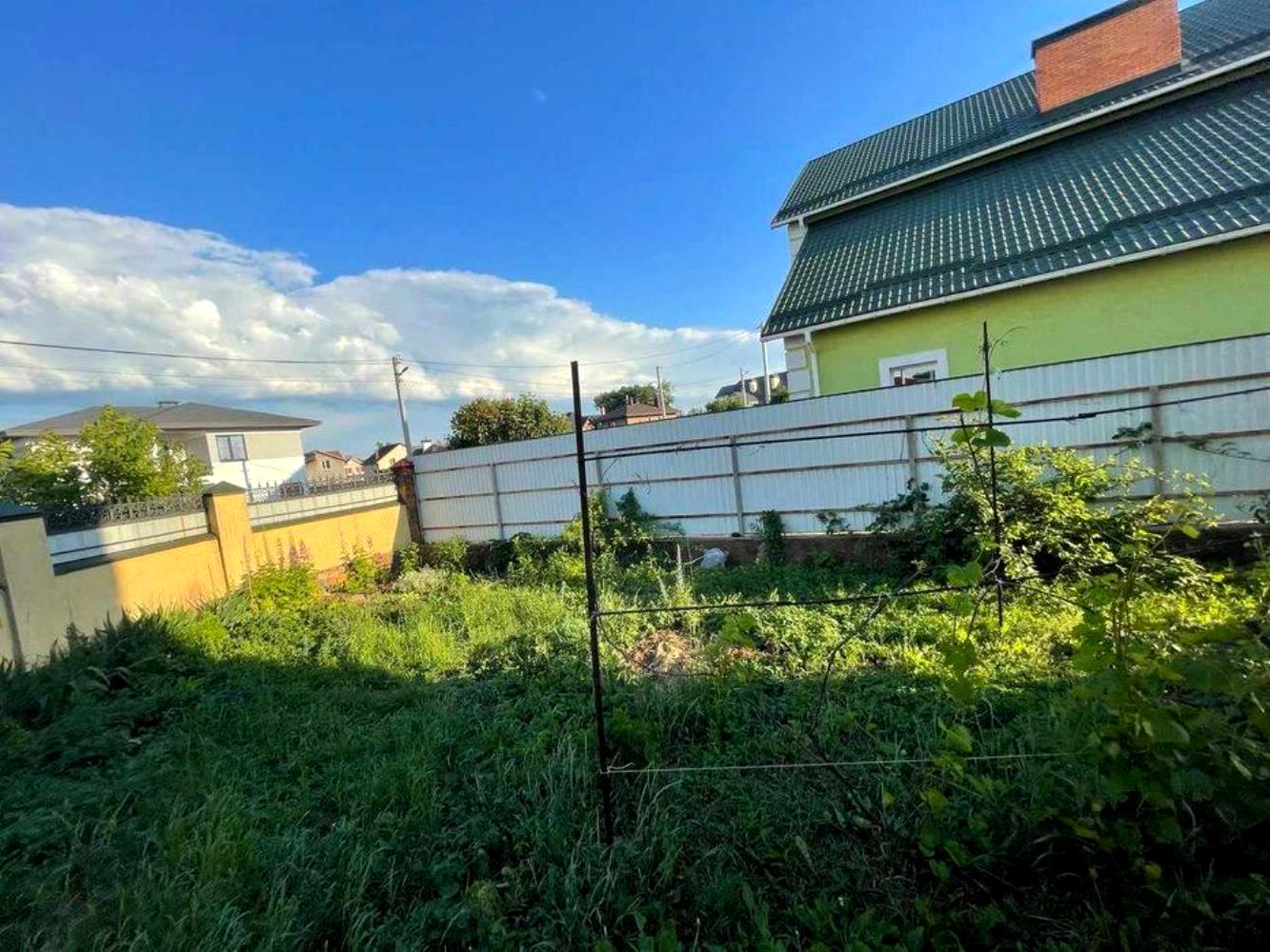 1867542192833615